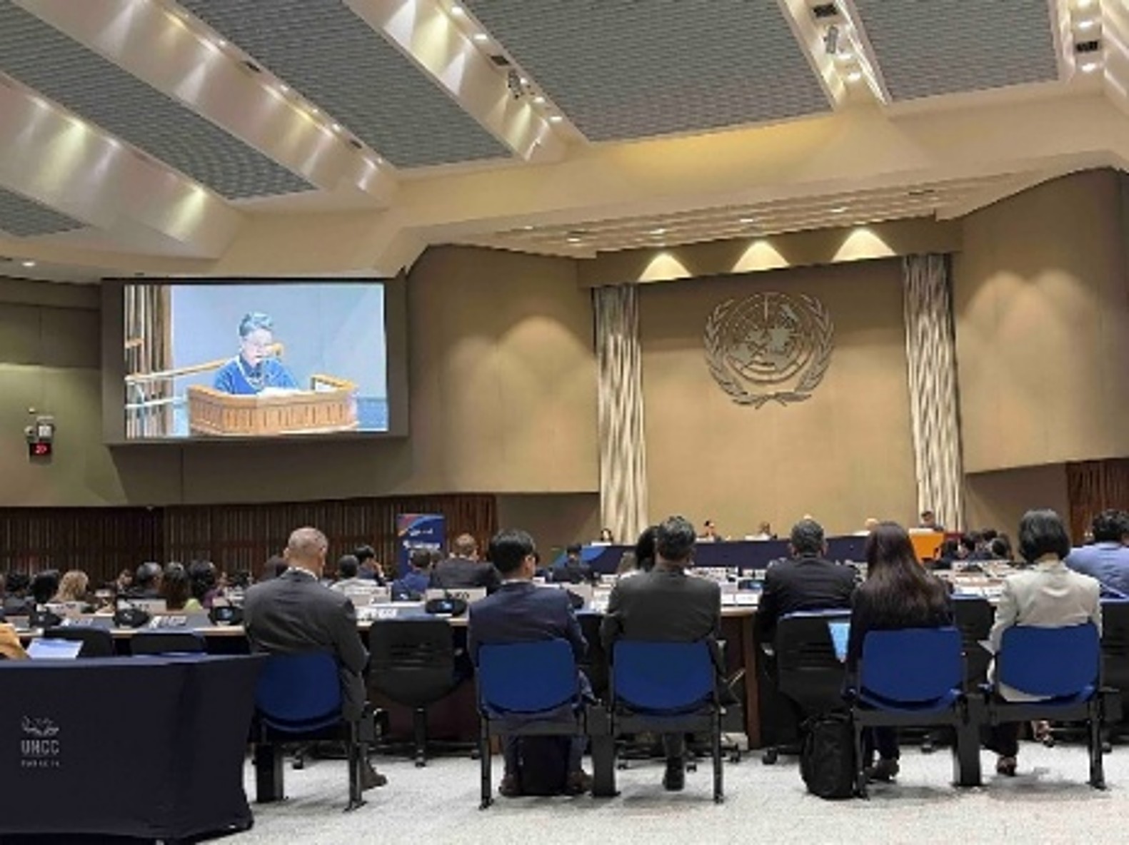 Yokohama's Sustainability and Decarbonization as a Green Hub in Asia